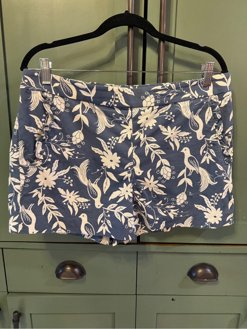 Loft Blue Floral Print Women’s Shorts 8